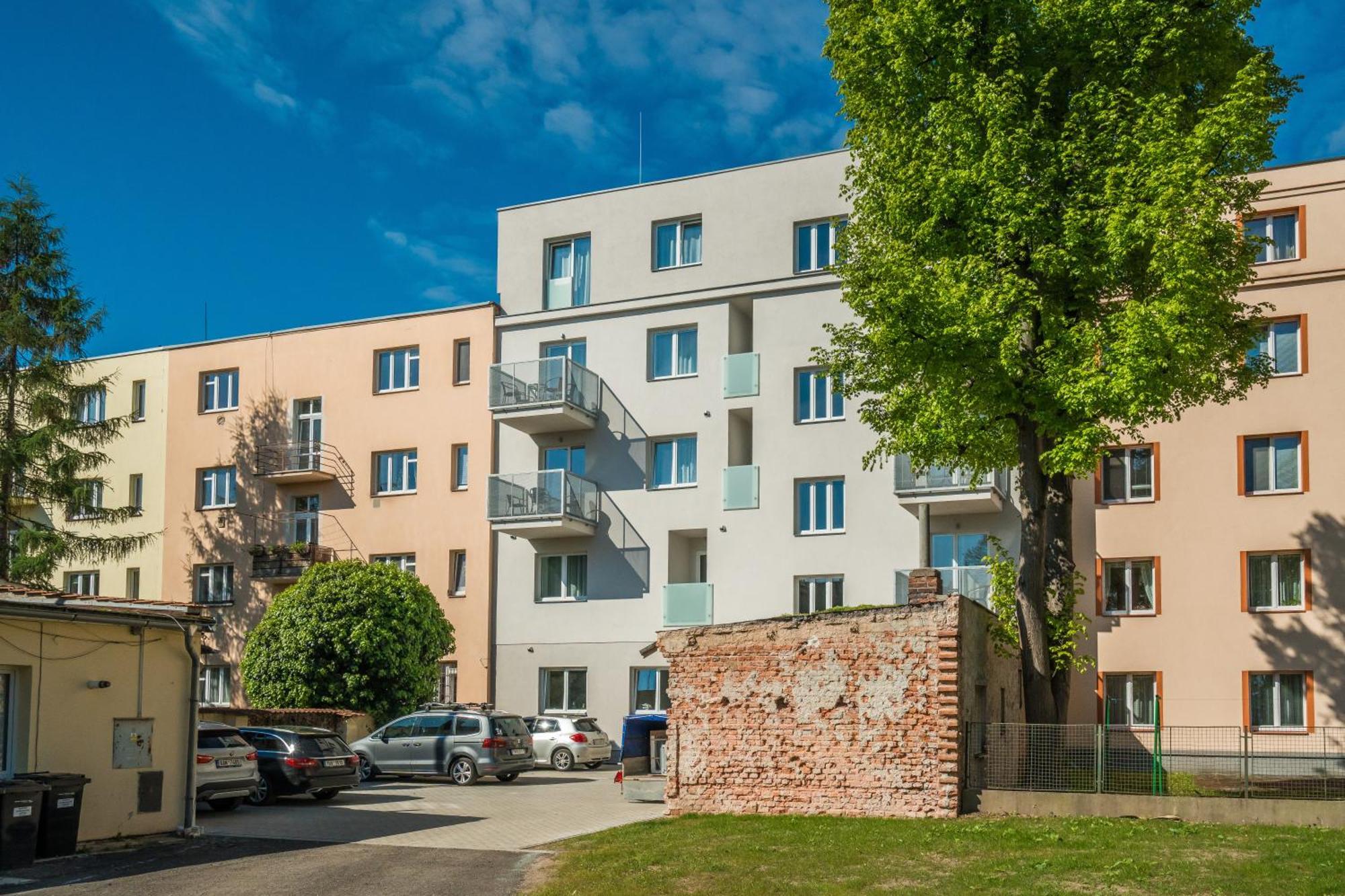 Perla Hradce 202 Apartment Hradec Kralove Exterior photo
