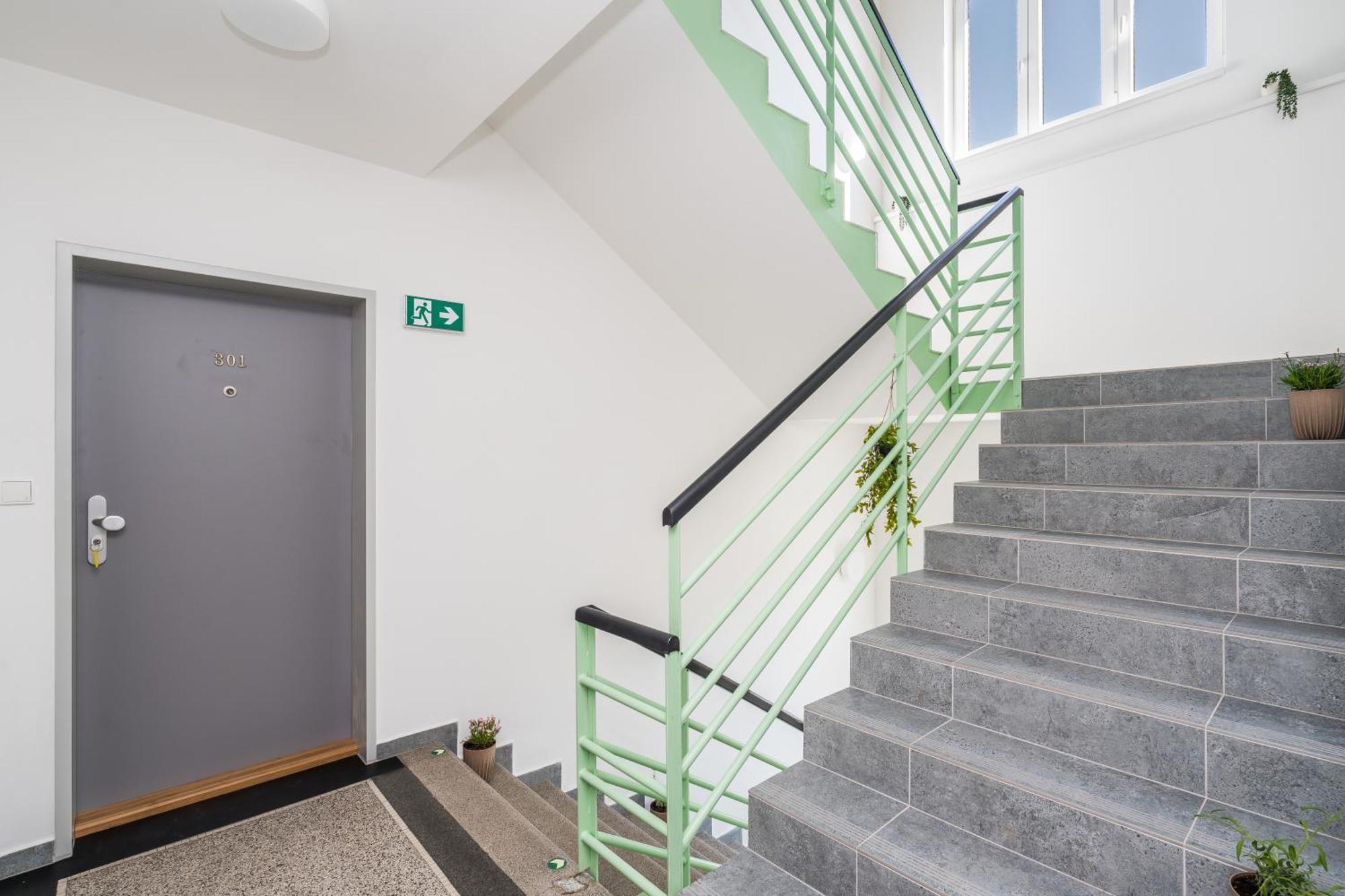 Perla Hradce 202 Apartment Hradec Kralove Exterior photo